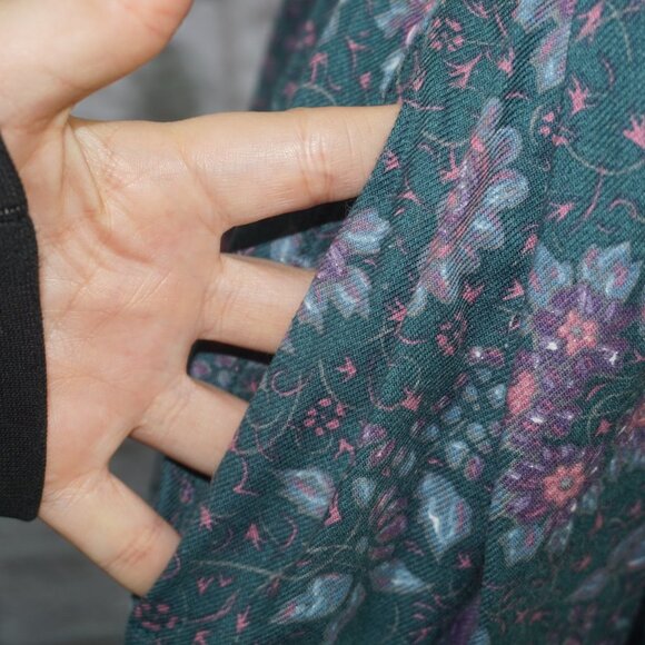 Vintage 80s Laura Ashley Floral Dress - Picture 4 of 13